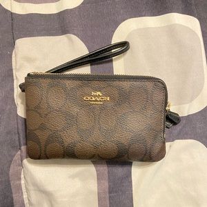 Coach Double Wallet Dark Brown